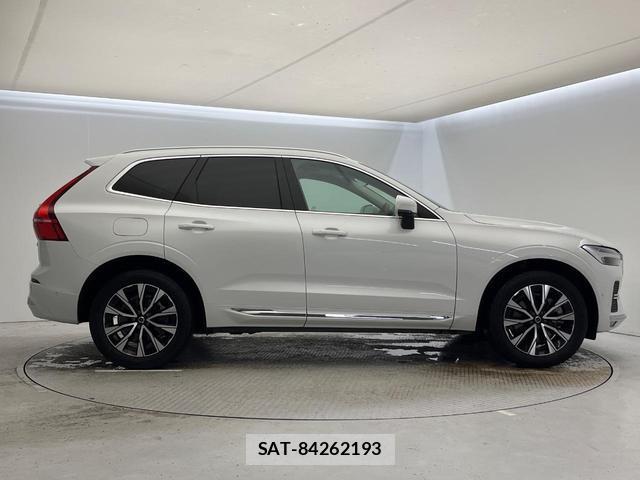 Volvo XC60 2023-11 8216348-17