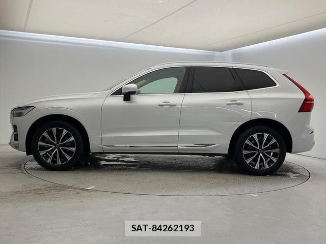 Volvo XC60 2023-11 8216348-18
