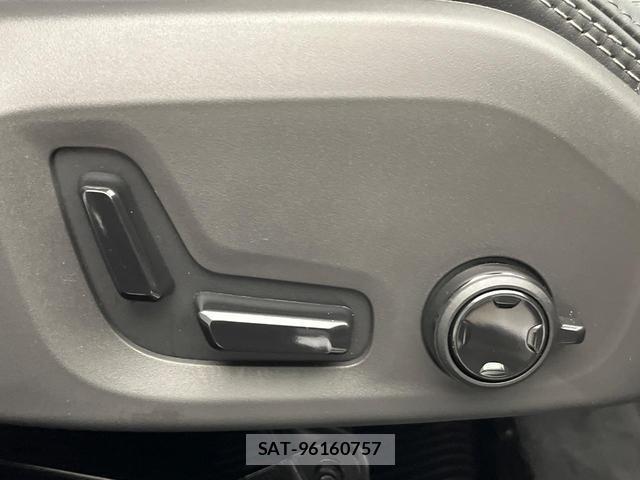 Volvo XC60 2024-12 8216349-8