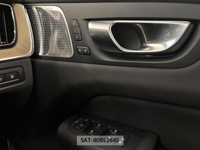 Volvo XC60 2025-06 8218304-19