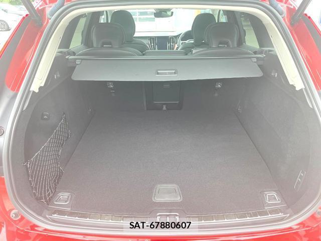 Volvo XC60 2025-01 8219062-13