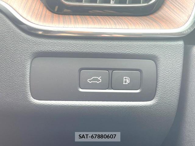 Volvo XC60 2025-01 8219062-17