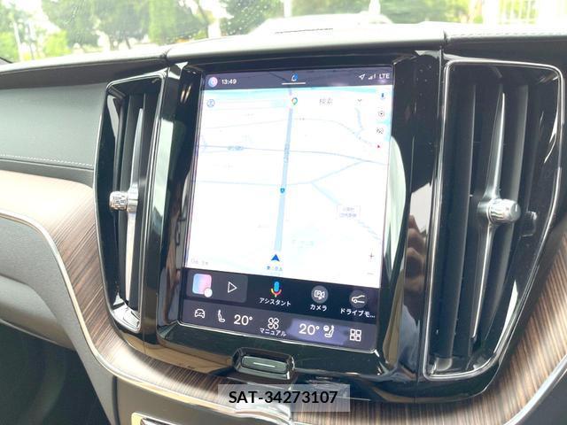 Volvo XC60 2023-09 8219404-6
