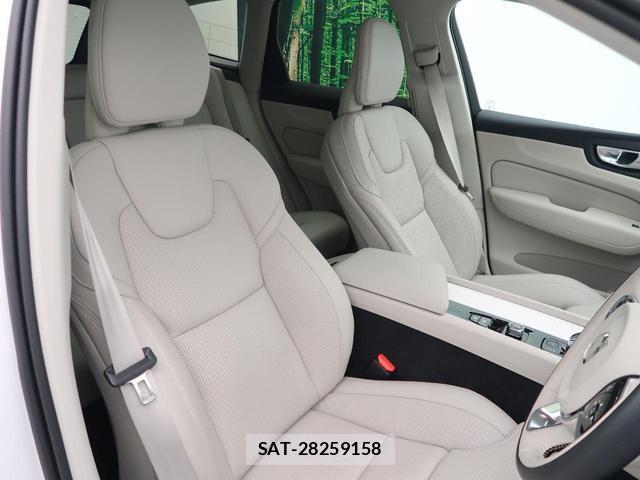 Volvo XC60 2025-06 8219501-12