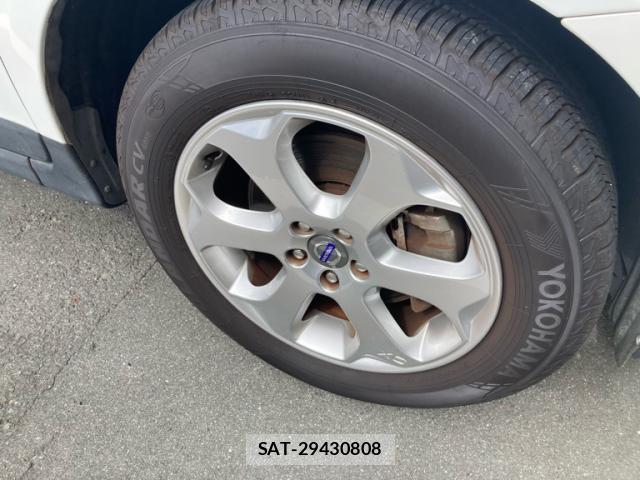 Volvo XC60 2012-05 8220045-13