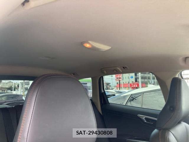 Volvo XC60 2012-05 8220045-6