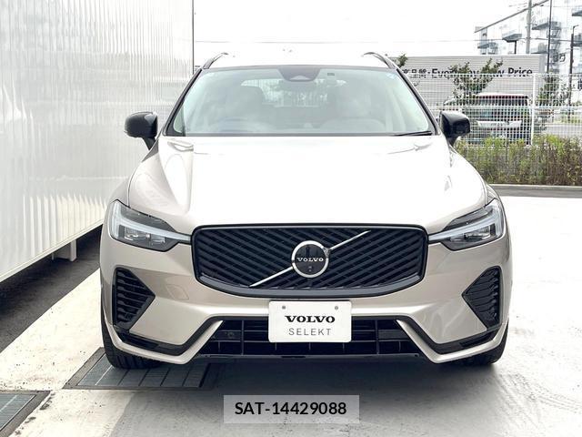 Volvo XC60 2025-06 8220590-16