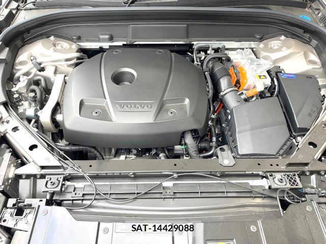 Volvo XC60 2025-06 8220590-19