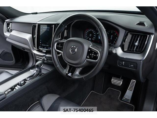 Volvo XC60 2019-10 8221746-10