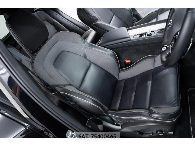 Volvo XC60 2019-10 8221746-11