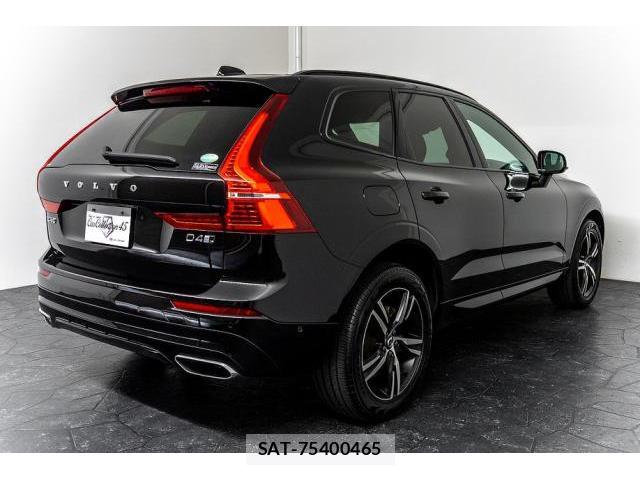 Volvo XC60 2019-10 8221746-8