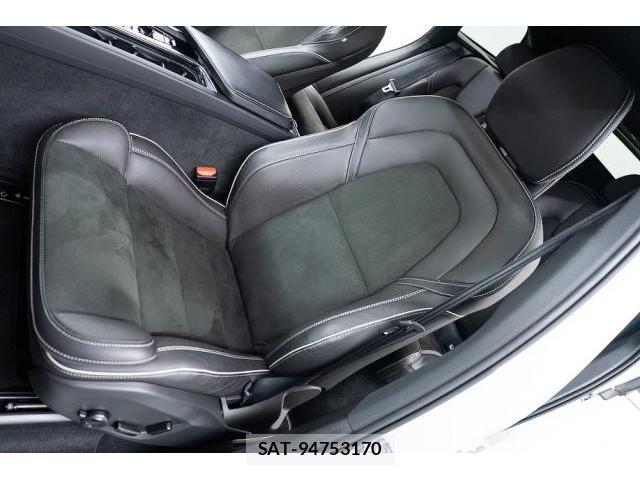 Volvo XC60 2018-08 8221747-12