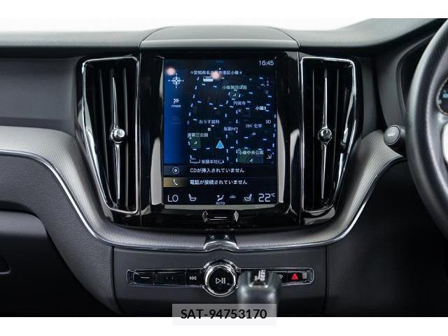 Volvo XC60 2018-08 8221747-17