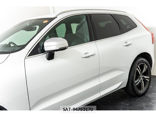 Volvo XC60 2018-08 8221747-7