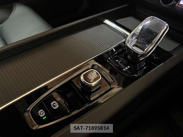 Volvo XC60 2026-03 8224611-16