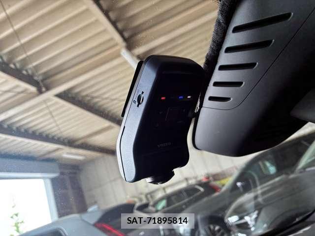 Volvo XC60 2026-03 8224611-3