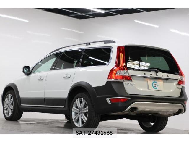 Volvo XC70 2016-11 8222919-1
