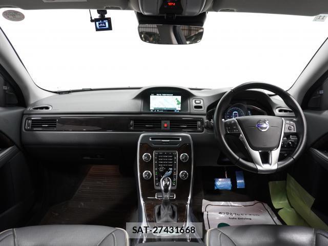 Volvo XC70 2016-11 8222919-2