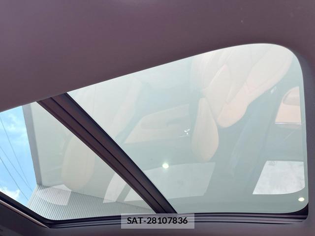 Volvo XC90 2017-01 8216595-3