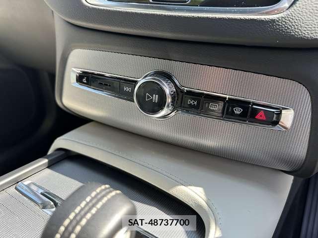 Volvo XC90 2022-05 8218398-14
