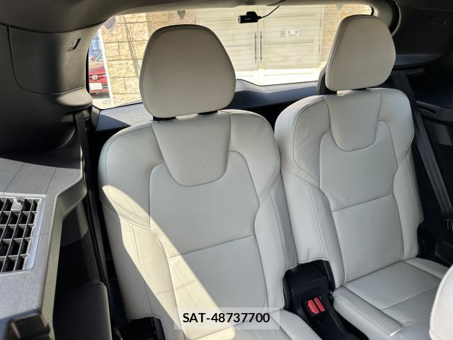 Volvo XC90 2022-05 8218398-17