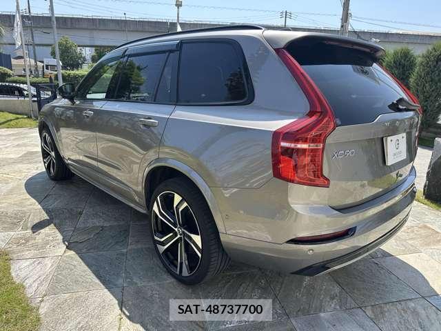 Volvo XC90 2022-05 8218398-2