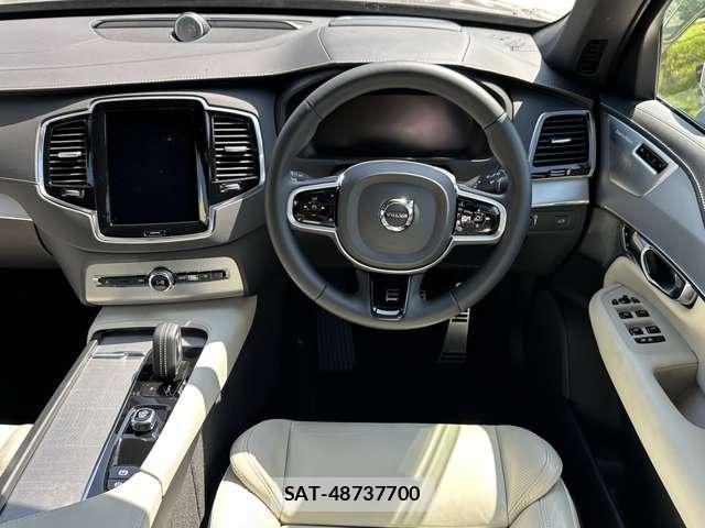 Volvo XC90 2022-05 8218398-4