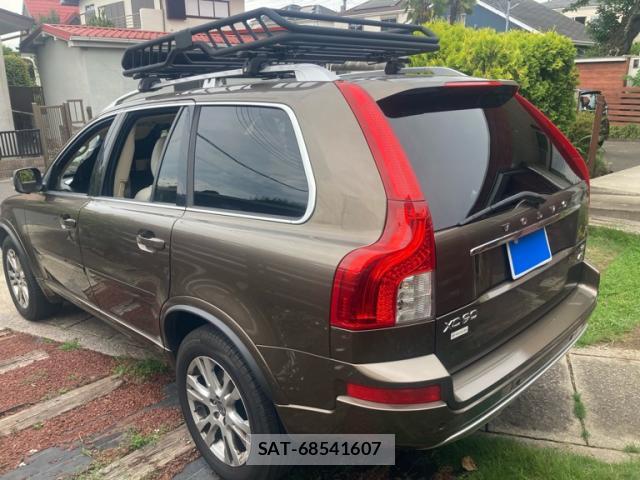 Volvo XC90 2014-01 8220037-13