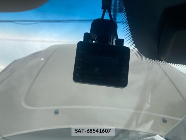Volvo XC90 2014-01 8220037-18