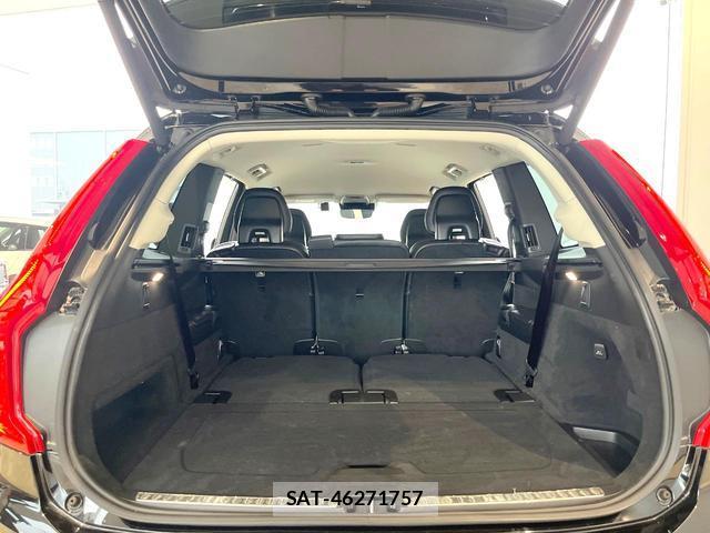 Volvo XC90 2017-12 8220589-13