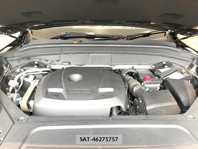 Volvo XC90 2017-12 8220589-18