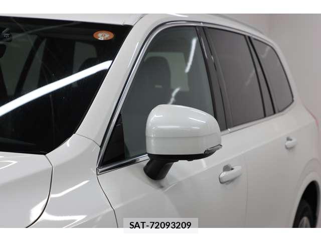 Volvo XC90 2023-08 8224613-14