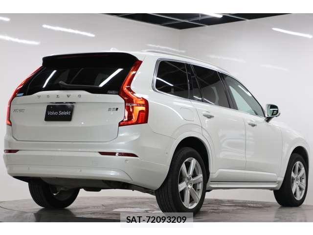 Volvo XC90 2023-08 8224613-6