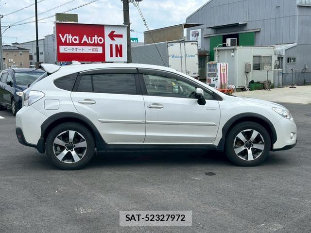 Subaru XV HYBRID 2013-10 8223398-2