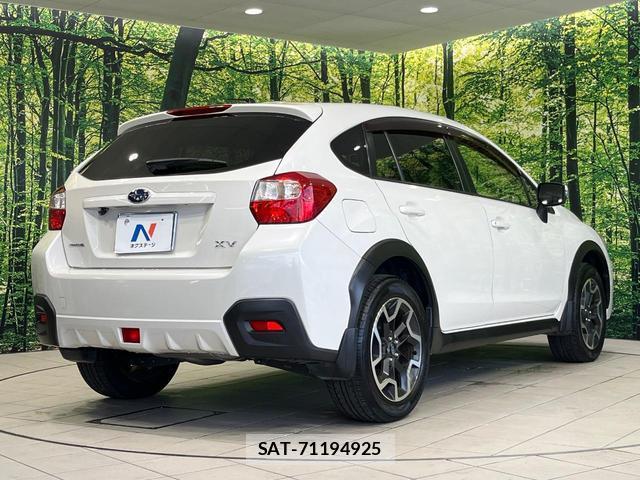Subaru XV 2015-11 8216687-17