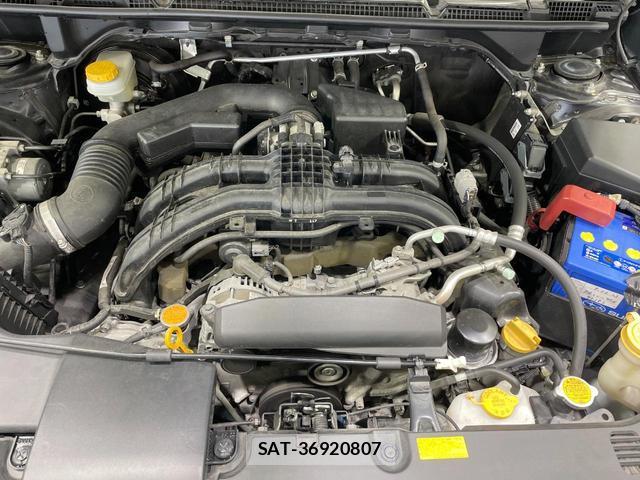 Subaru XV 2017-07 8216852-17