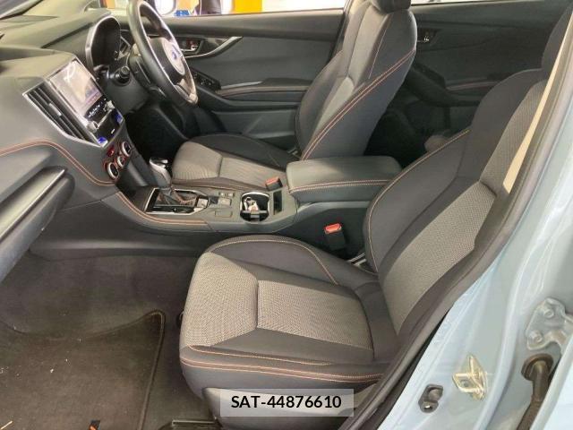 Subaru XV 2017-08 8218817-10