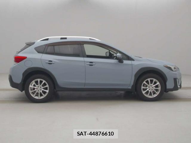 Subaru XV 2017-08 8218817-7