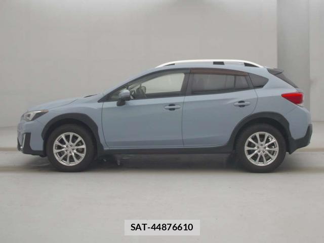 Subaru XV 2017-08 8218817-8