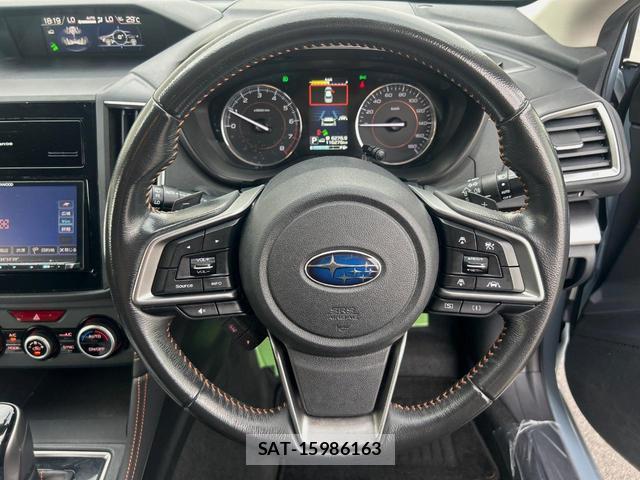 Subaru XV 2017-08 8219354-11