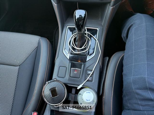 Subaru XV 2018-03 8219769-16