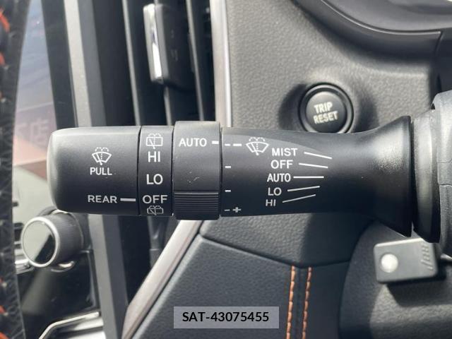 Subaru XV 2018-01 8219929-15