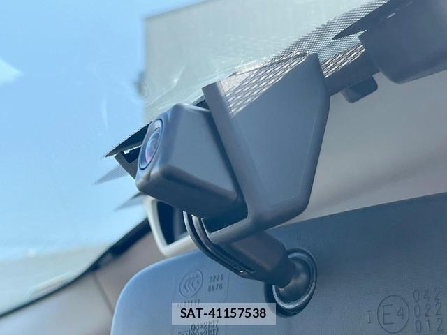 Subaru XV 2017-10 8220784-5