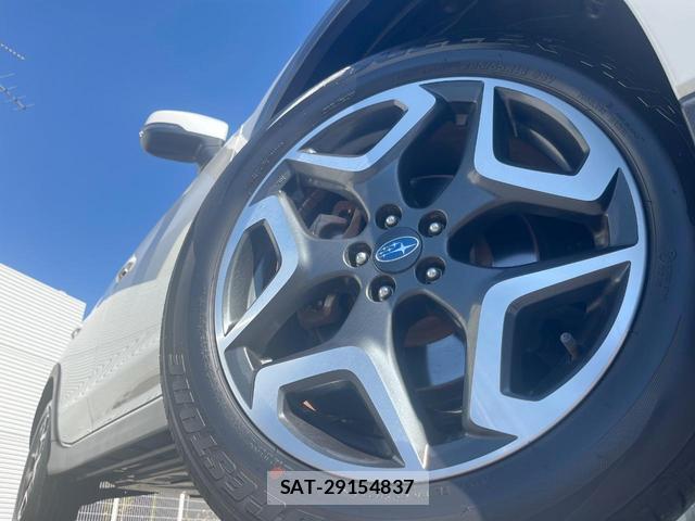 Subaru XV 2019-07 8220794-11