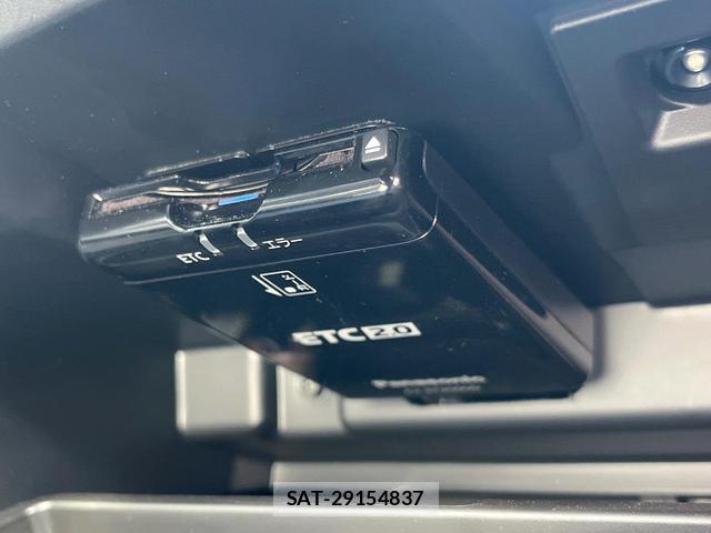 Subaru XV 2019-07 8220794-6