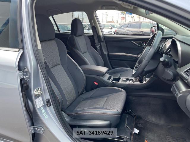 Subaru XV 2017-07 8220805-7