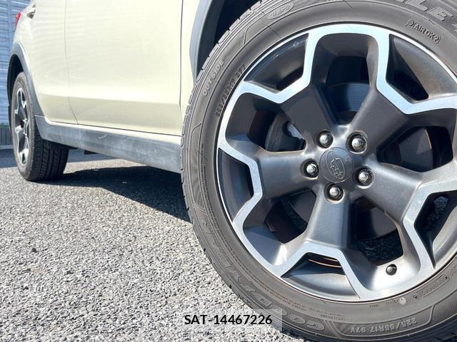 Subaru XV 2012-12 8221127-12