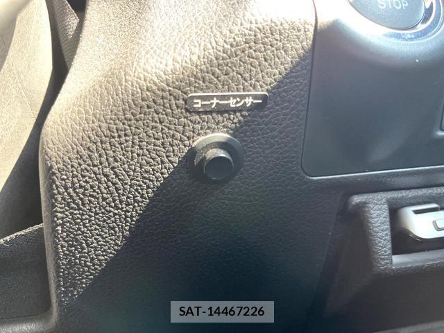 Subaru XV 2012-12 8221127-4