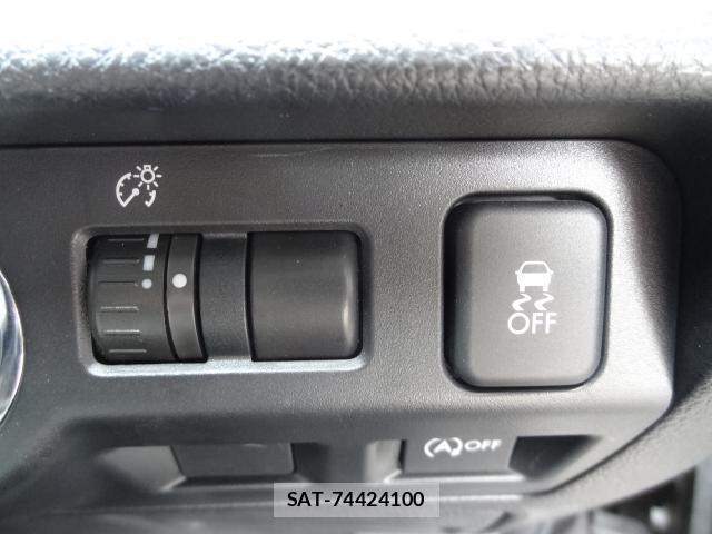 Subaru XV 2012-12 8221253-18