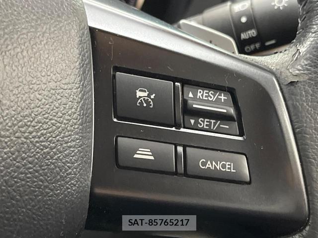 Subaru XV 2013-07 8223386-4